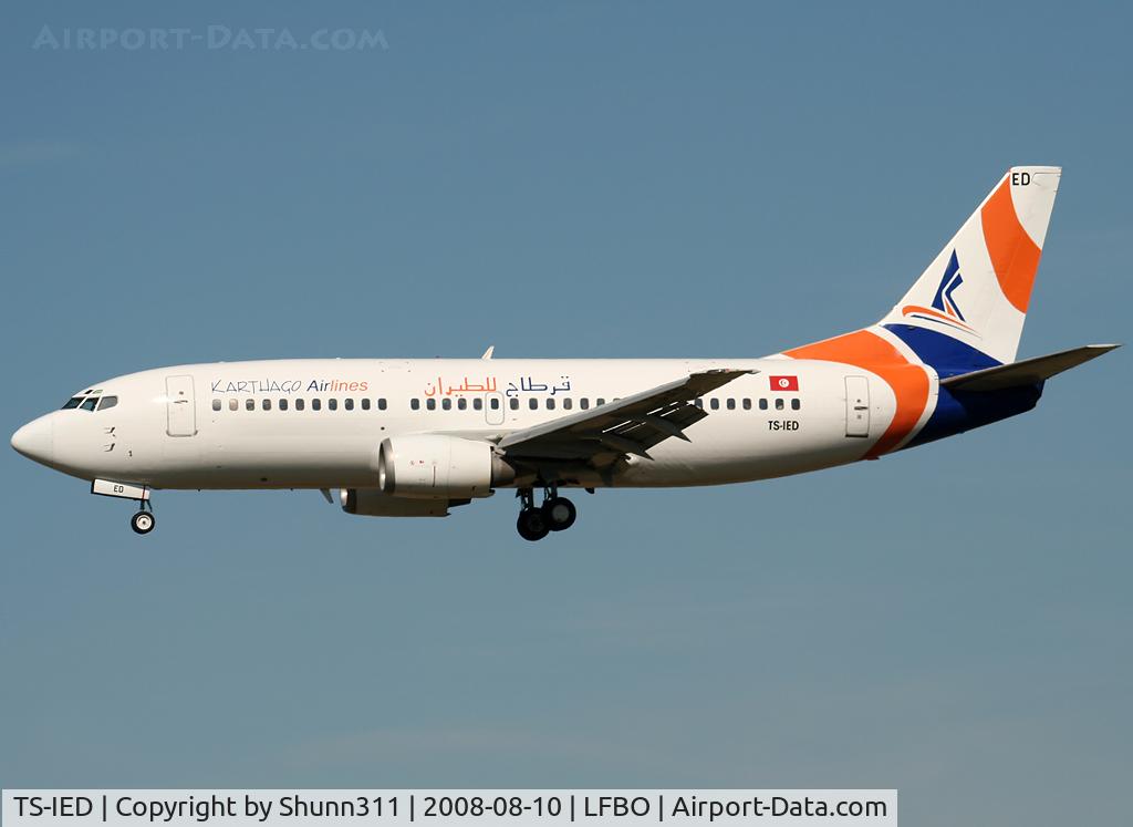 TS-IED, 1991 Boeing 737-33A C/N 25032, Landing rwy 32R