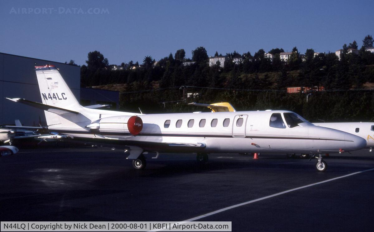 N44LQ, 1998 Cessna 560 C/N 560-0482, KBFI (Seen here as N44LC when owned by Lowes Home improvement warehouses this airframe was replaced by a Falcon 900EX of the same reg the Citation is now N44LQ as posted)