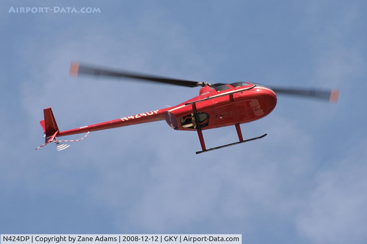 N424DP, 2005 Robinson R44 II C/N 11036, Robinson at Arlington