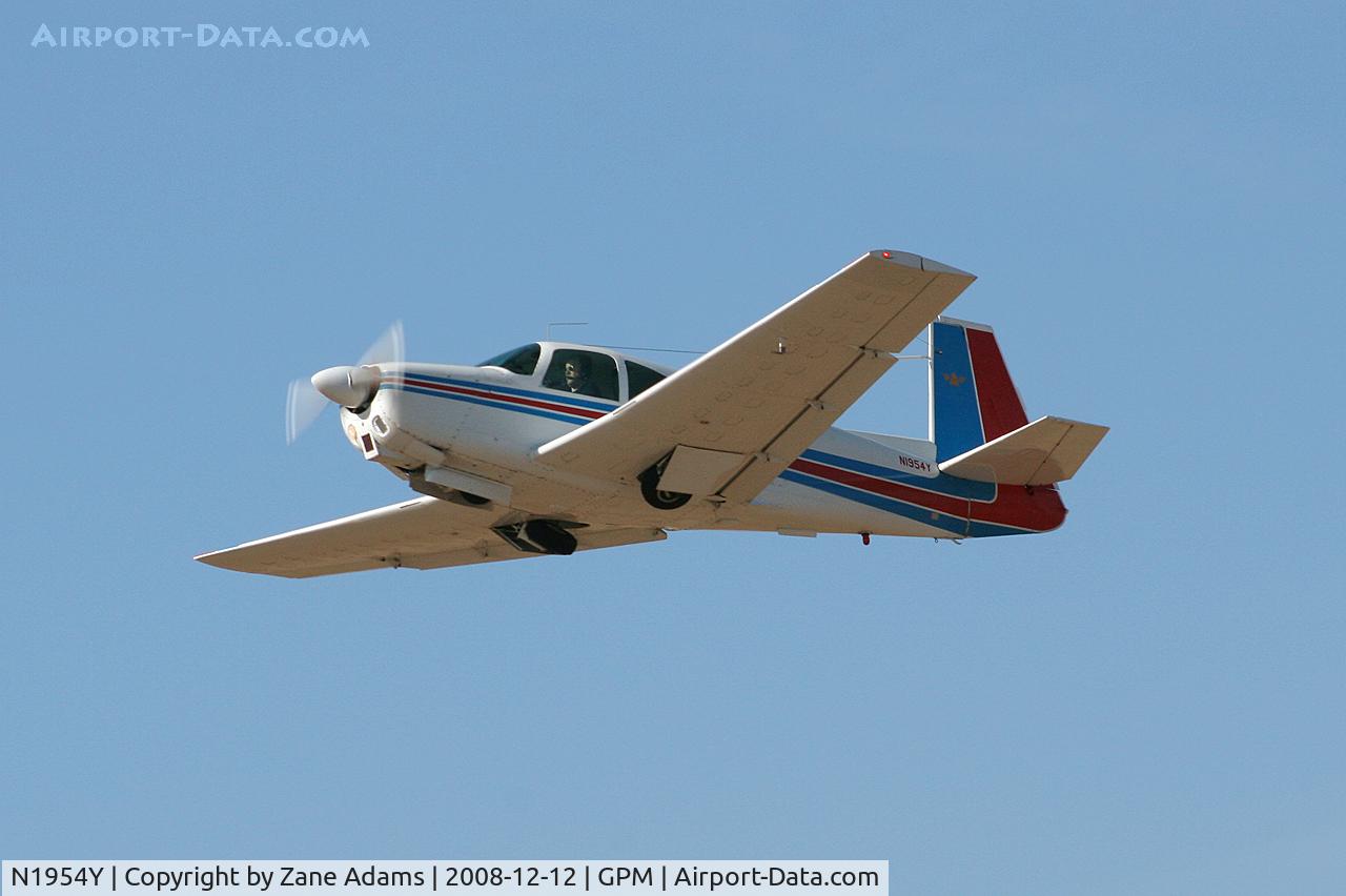 N1954Y, 1964 Mooney M20C Ranger C/N 2691, At Grand Prairie Municipal