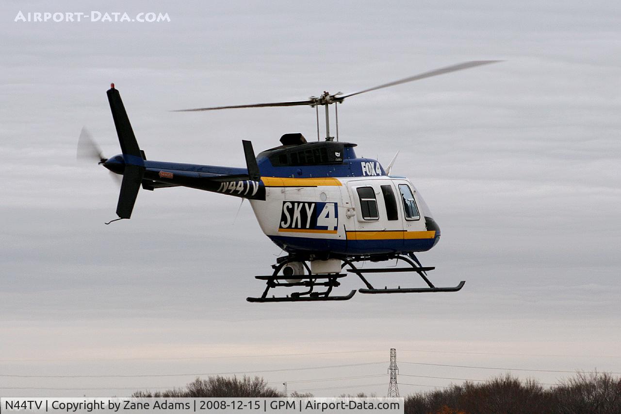 N44TV, 1979 Bell 206L-1 LongRanger II C/N 45208, KDFW Fox 4 TV helicopter landing at Grand Prairie