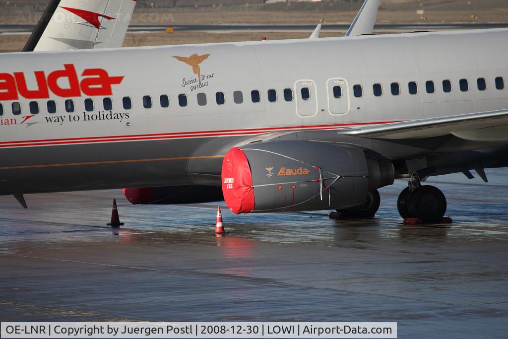 OE-LNR, 2005 Boeing 737-8Z9 C/N 33833, Boeing 737-8Z9