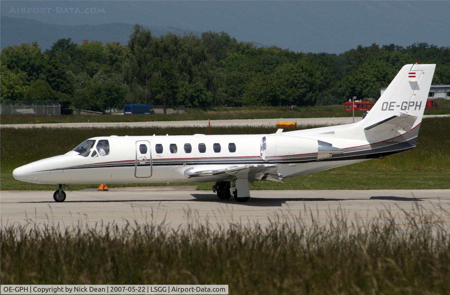 OE-GPH, 2001 Cessna 560 Citation Encore C/N 560-0590, LSGG
