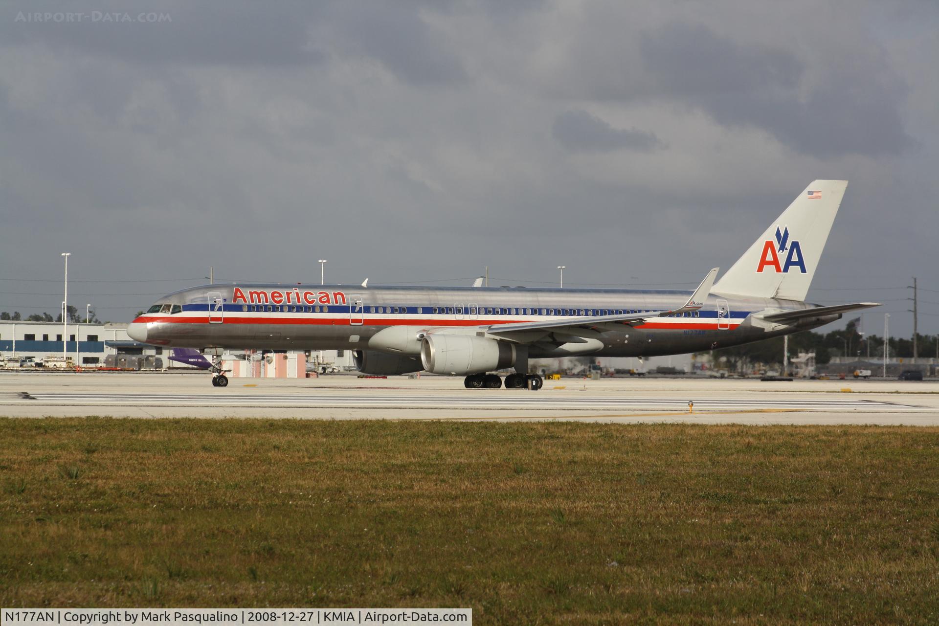 N177AN, 2002 Boeing 757-223 C/N 32396, Boeing 757-200