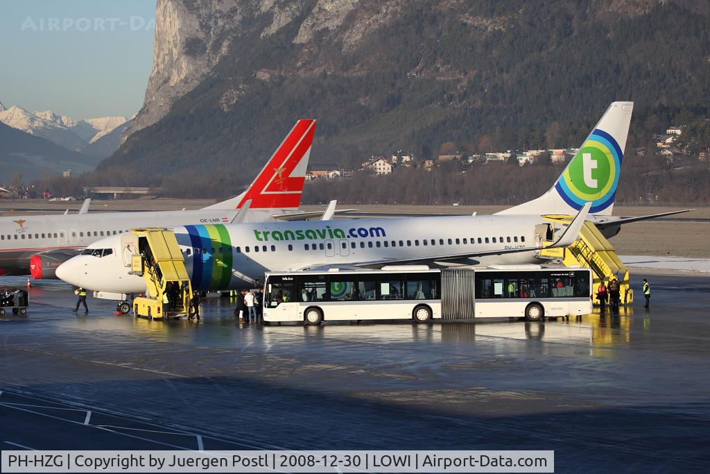 PH-HZG, 2000 Boeing 737-8K2 C/N 28379, Boeing 737-8K2