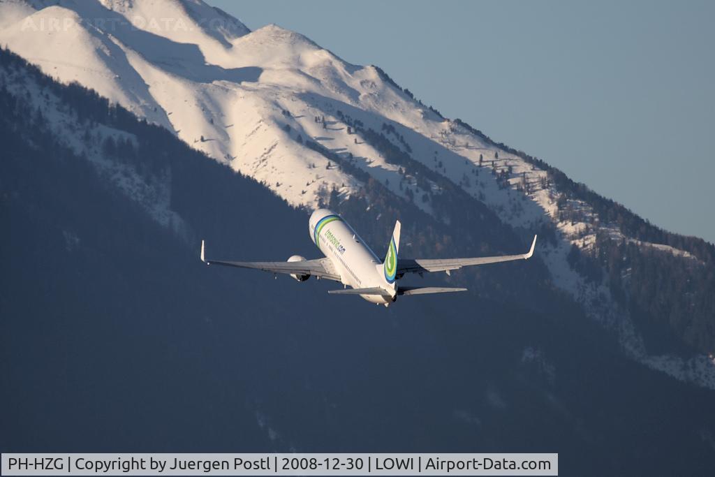 PH-HZG, 2000 Boeing 737-8K2 C/N 28379, Boeing 737-8K2