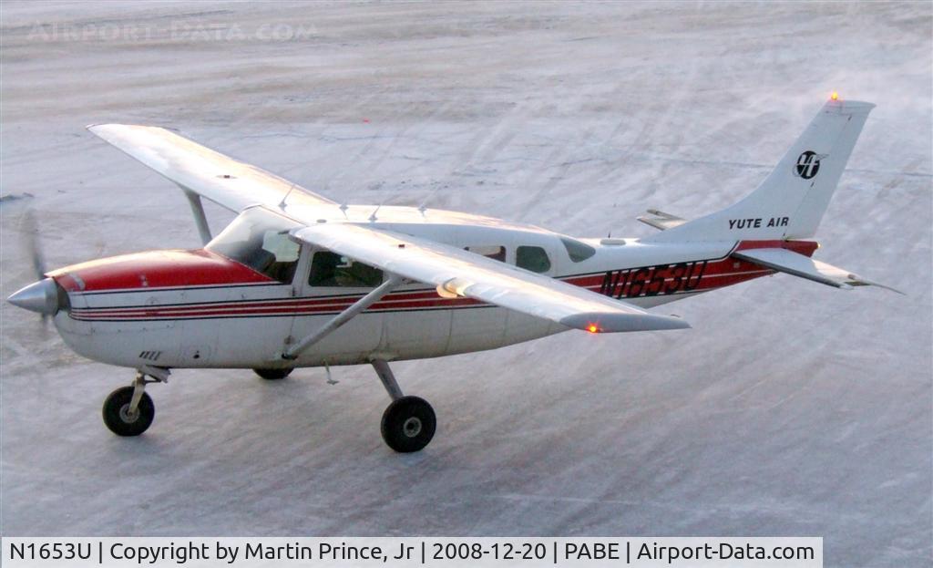 N1653U, 1974 Cessna 207 C/N 20700253, Taxiing in to parking
