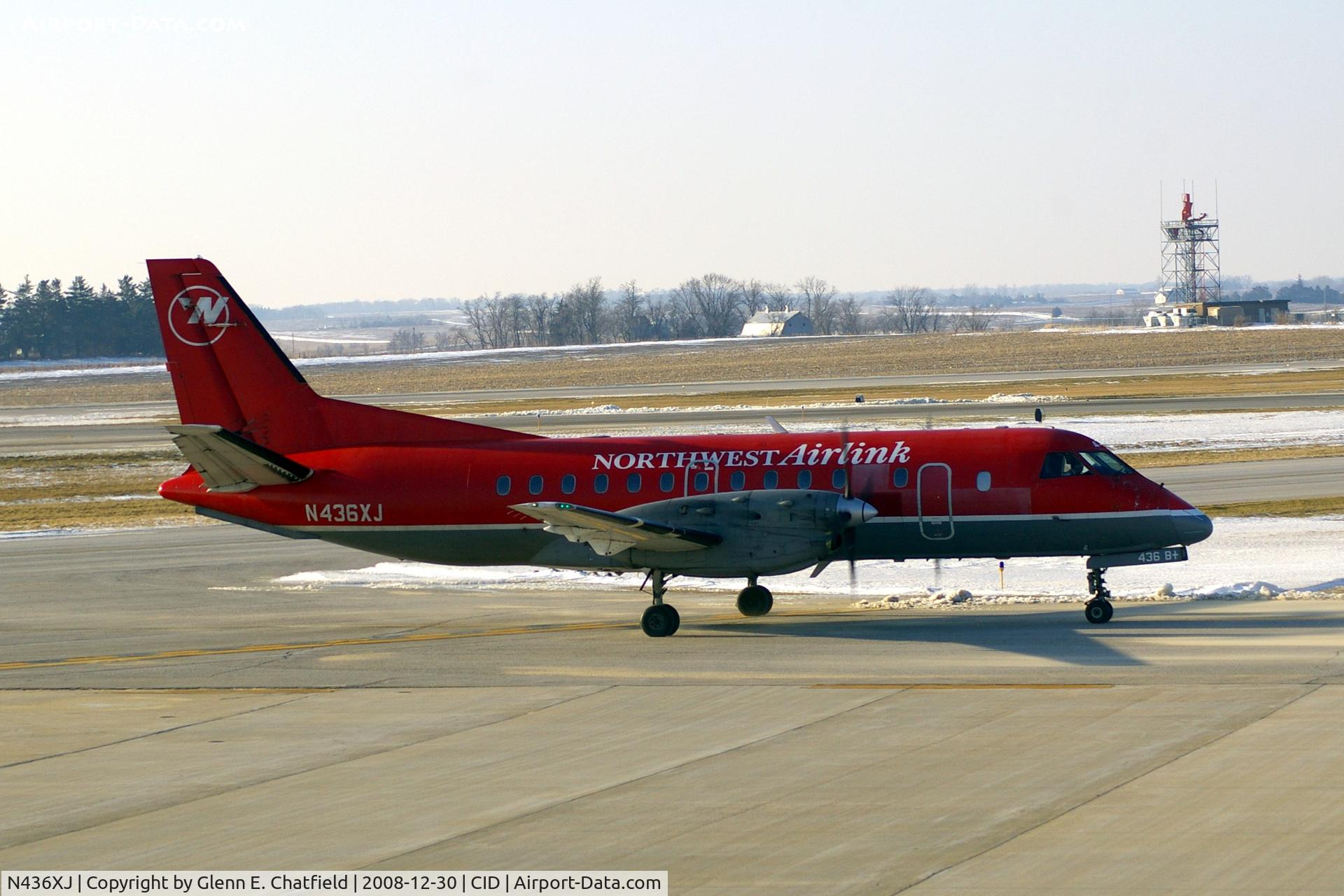 N436XJ, 1998 Saab 340B+ C/N 340B-436, Taxiing to Runway 13 for departure