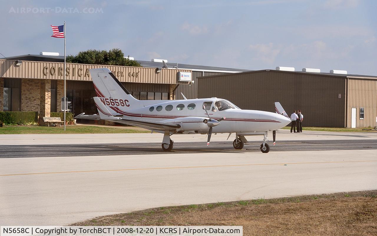 N5658C, 1978 Cessna 414A Chancellor C/N 414A0212, 414A Chancellor on KCRS ramp.