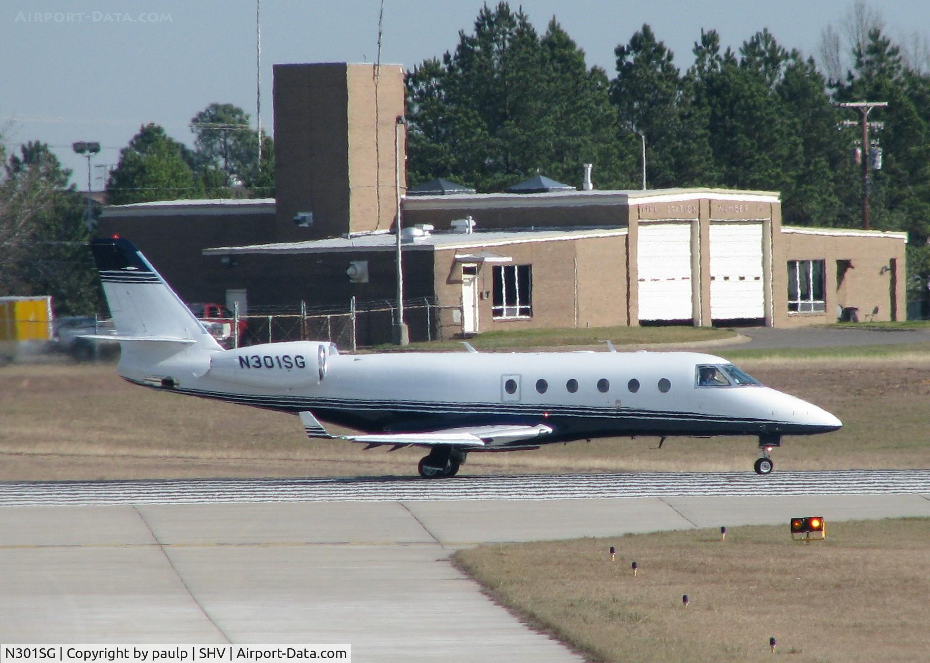 N301SG, 2006 Israel Aircraft Industries Gulfstream G150 C/N 205, Taking off from Shreveport Regional.
