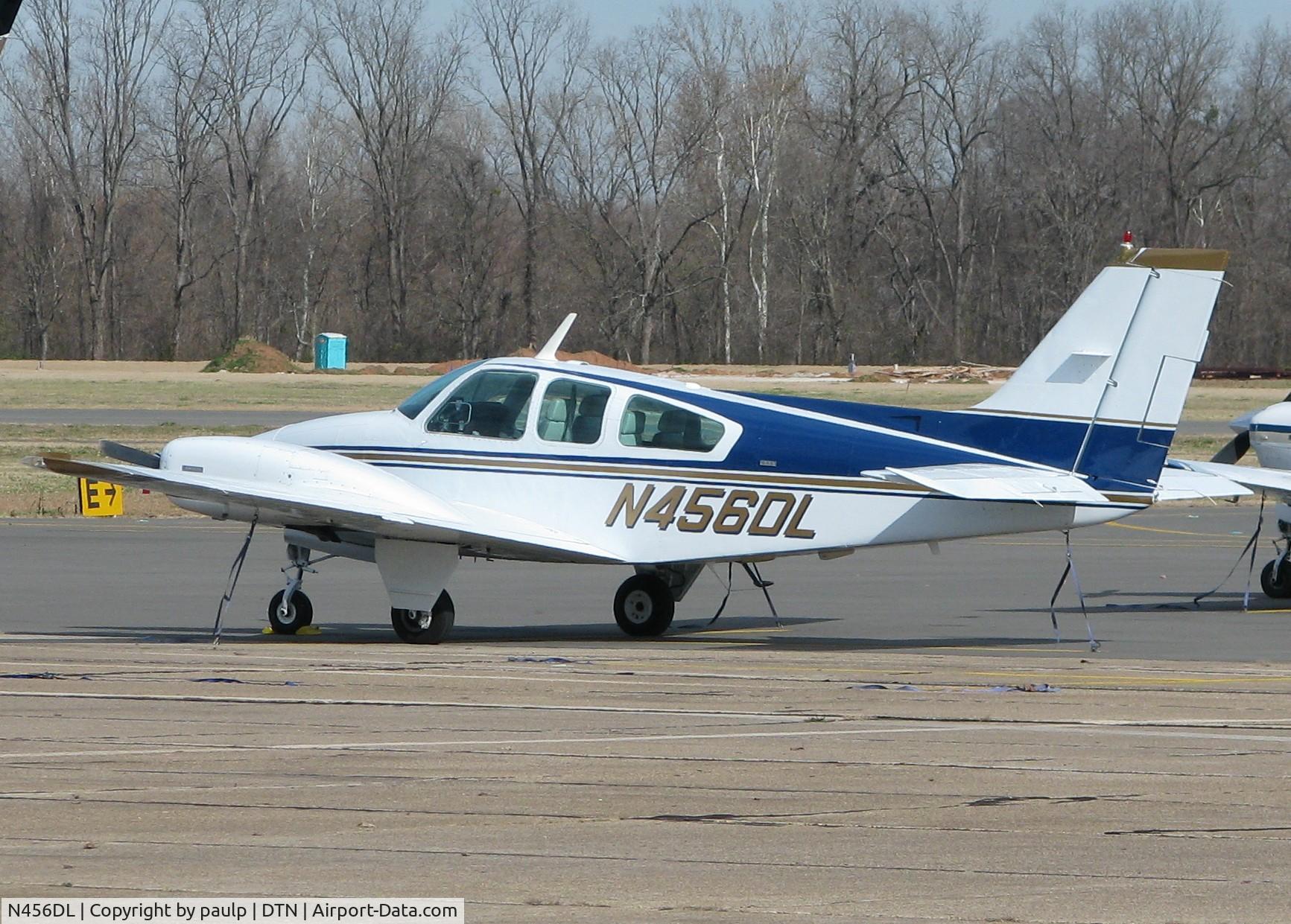 N456DL, 1972 Beech 95-B55 (T42A) Baron C/N TC-1461, Parked at the Downtown Shreveport airport.