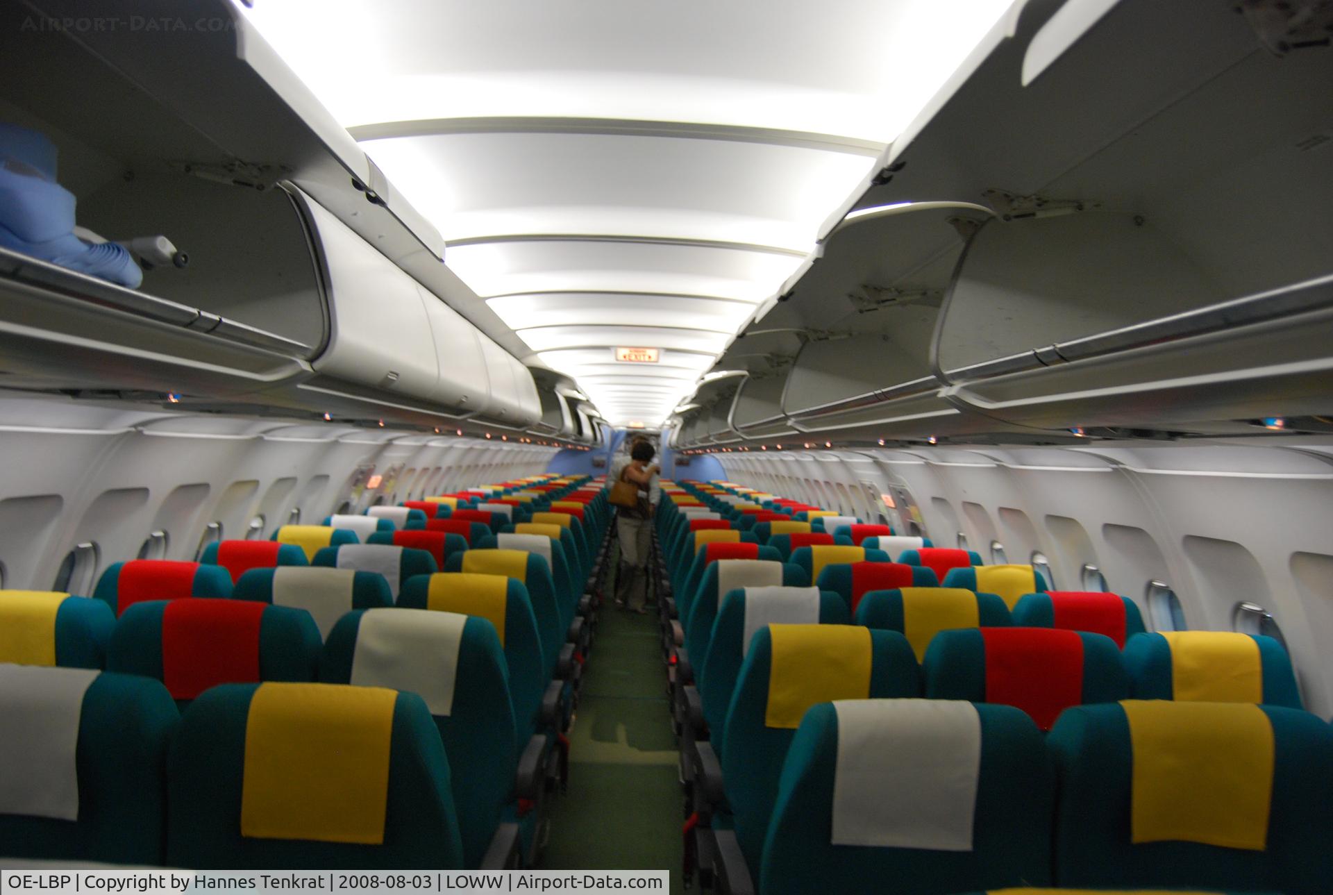 OE-LBP, 1998 Airbus A320-214 C/N 797, Cabin of Austrian Airlines A320 