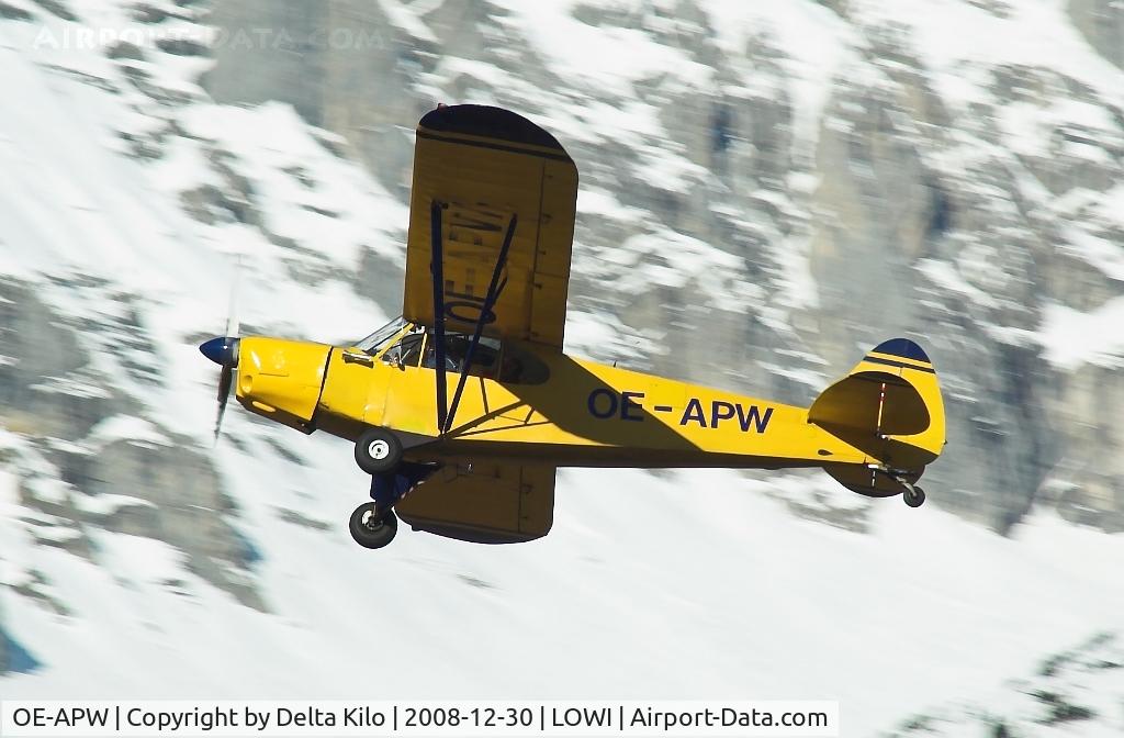 OE-APW, Piper PA-18-150 Super Cub C/N 18-8672, Privat cn 18-8672 Built in 1968 ex N4354Z
