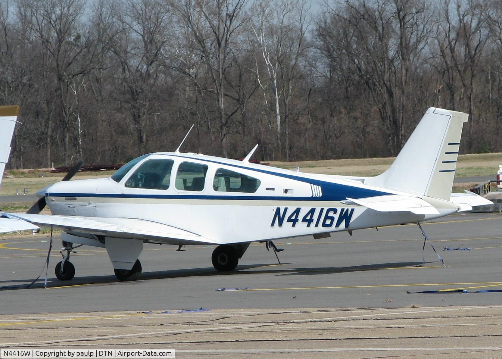 N4416W, Beech F33A Bonanza C/N CE-496, Parked at Downtown Shreveport.
