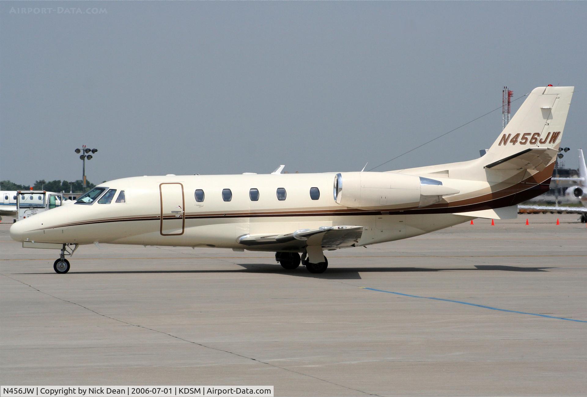 N456JW, 1999 Cessna 560XL Citation Excel C/N 560-5033, KDSM