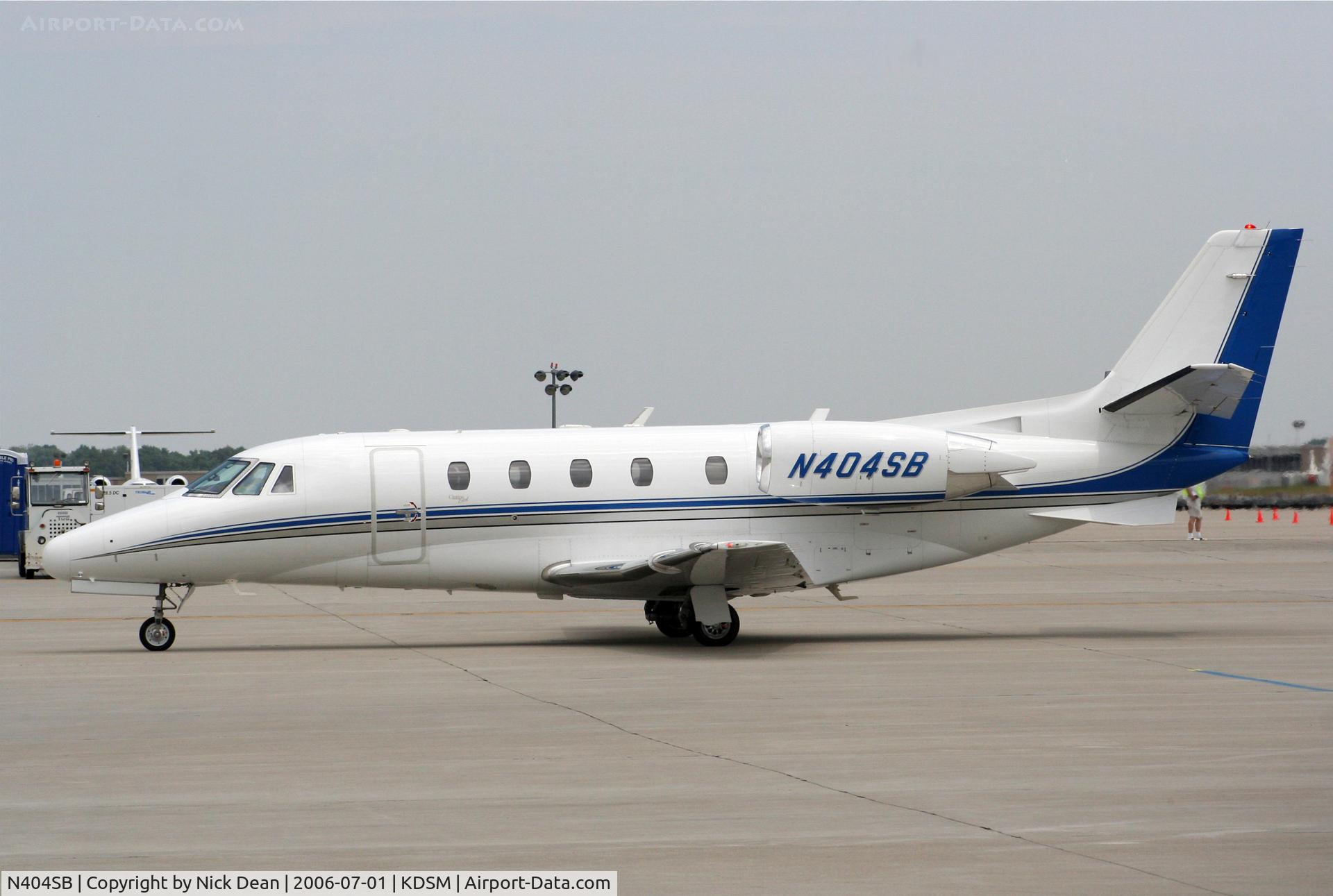 N404SB, 1999 Cessna 560 Citation Excel C/N 560-5069, KDSM