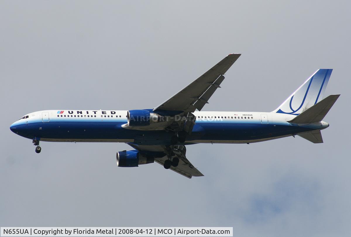 N655UA, 1992 Boeing 767-322/ER C/N 25393, United 767-300