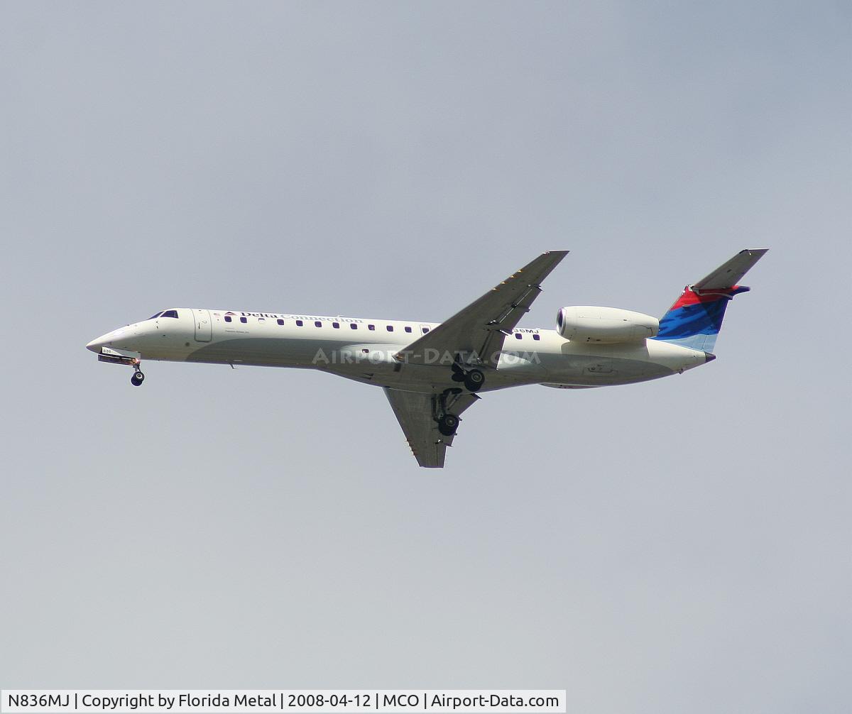 N836MJ, 2000 Embraer ERJ-145LR (EMB-145LR) C/N 145359, Freedom Airlines EMB-145