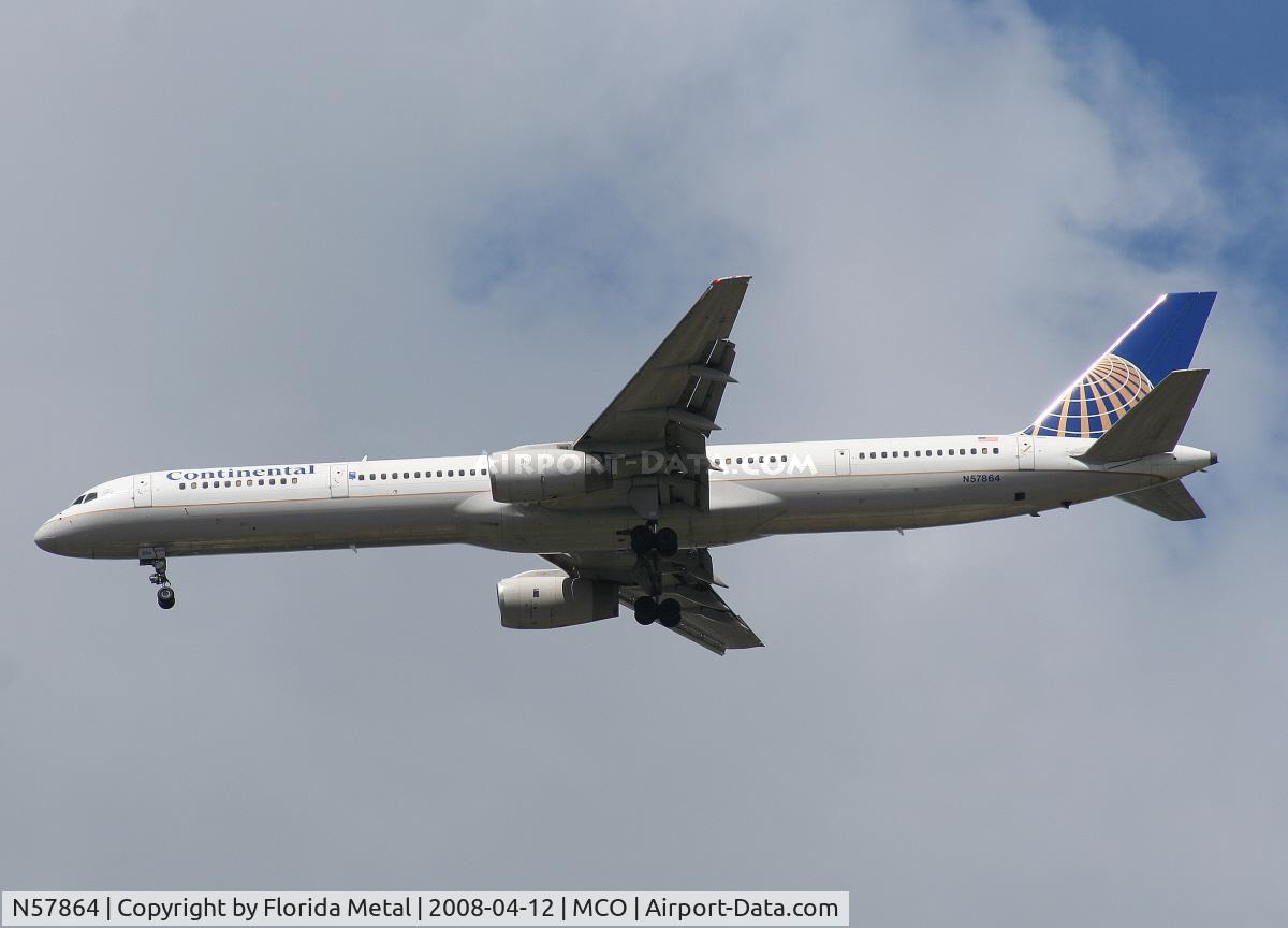 N57864, 2001 Boeing 757-33N C/N 32588, Continental 757-300
