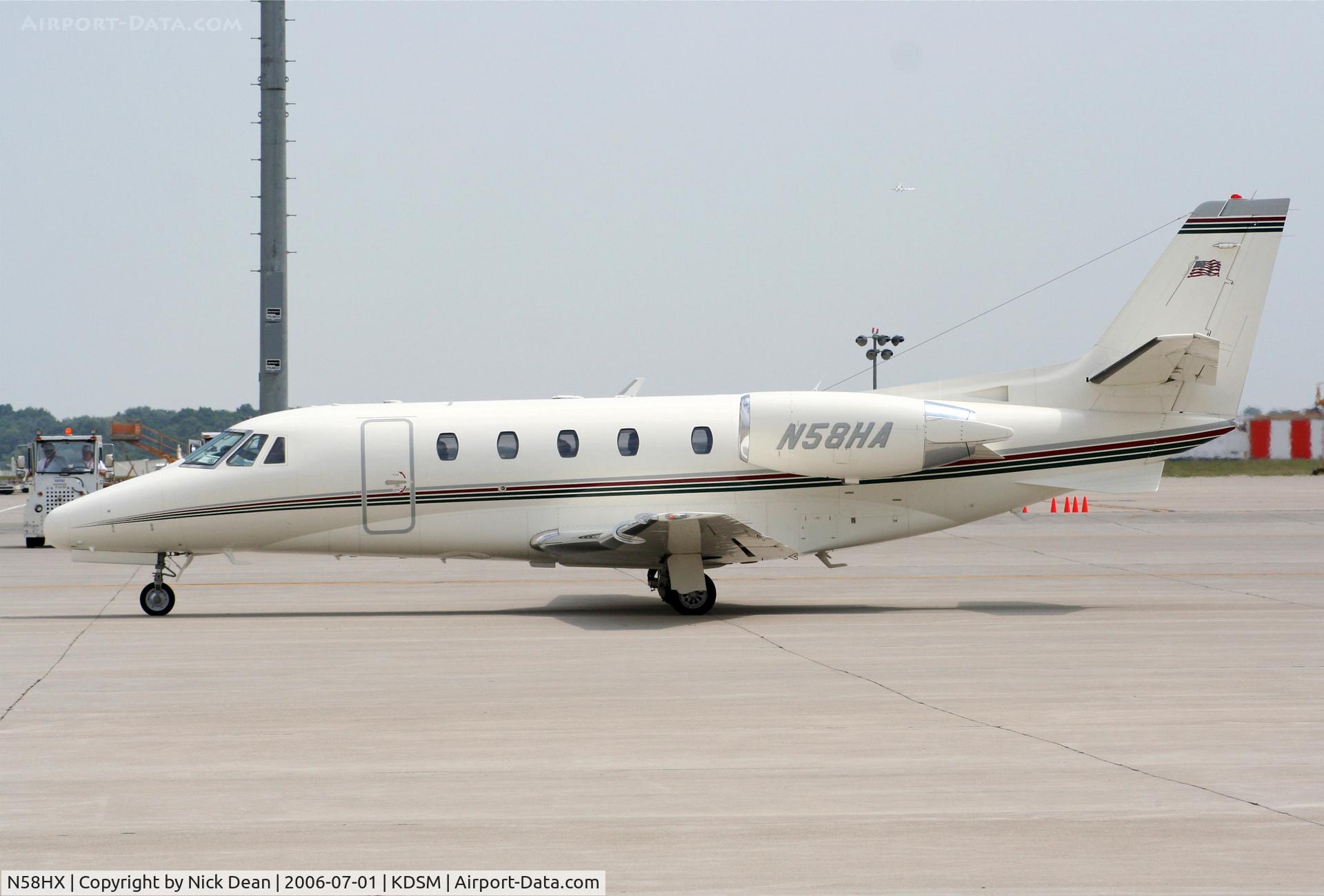 N58HX, 2000 Cessna 560XL C/N 560-5099, KDSM (Seen here as N58HA this airframe is currently registered N58HX as posted)