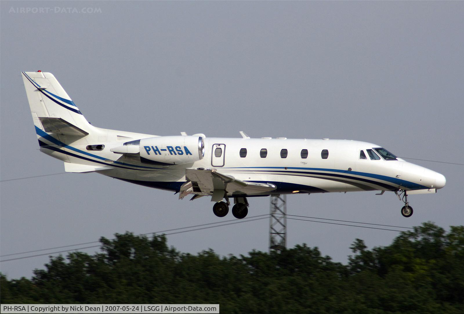 PH-RSA, Cessna 560XL Citation C/N 560-5110, LSGG