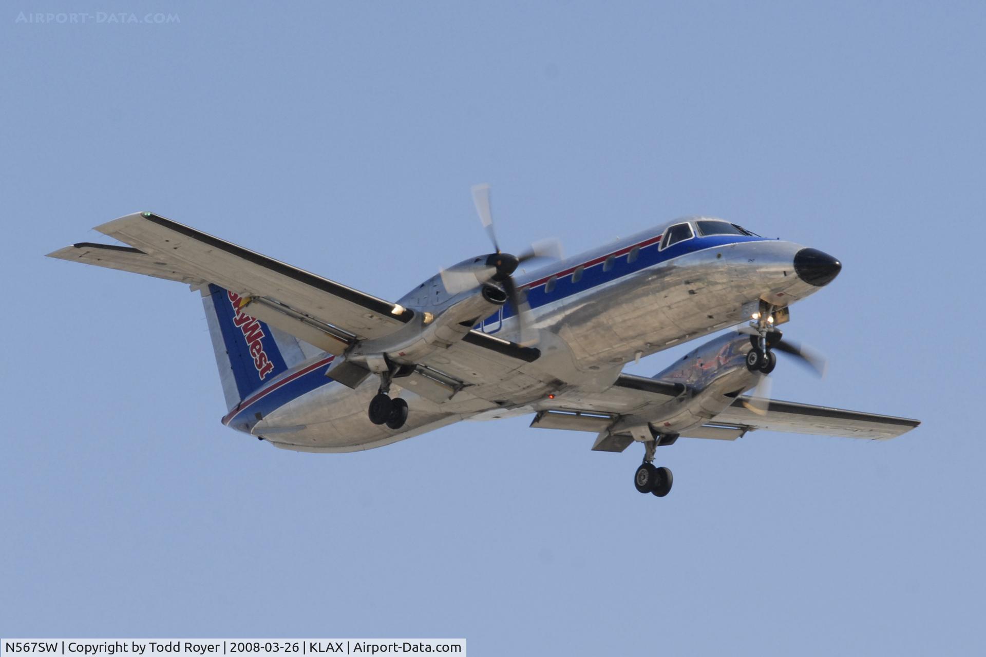 N567SW, 1998 Embraer EMB-120ER Brasilia C/N 120342, Landing 24R at LAX