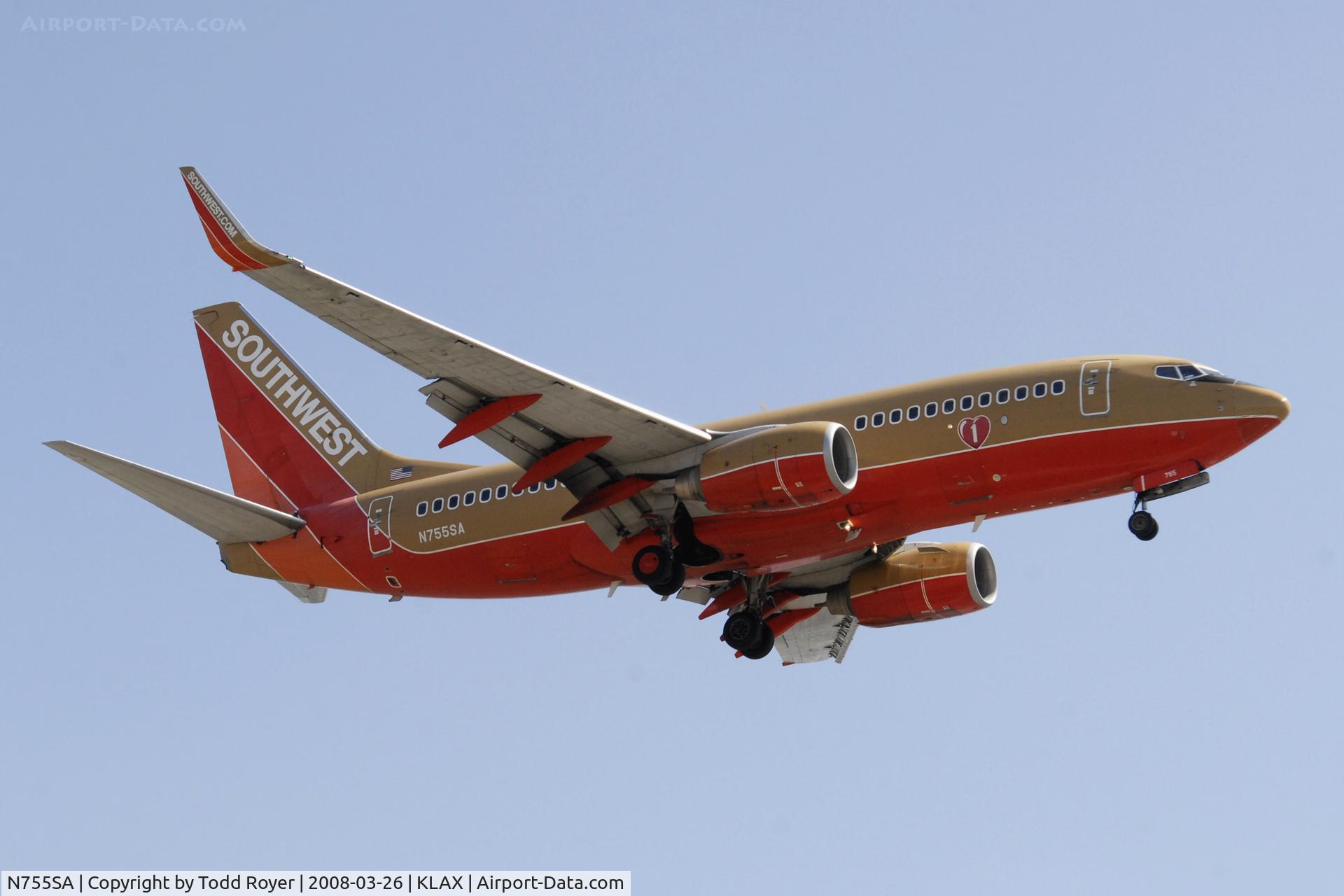 N755SA, 1999 Boeing 737-7H4 C/N 27871, Landing 24R at LAX