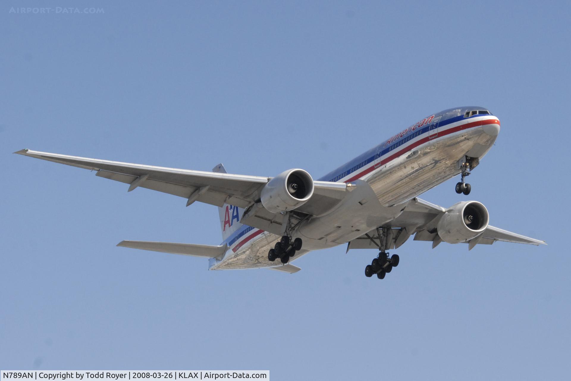 N789AN, 2000 Boeing 777-223 C/N 30252, Landing 24R at LAX