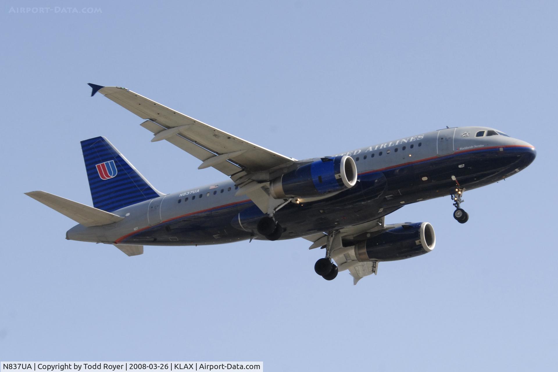 N837UA, 2001 Airbus A319-131 C/N 1474, Landing 24R at LAX
