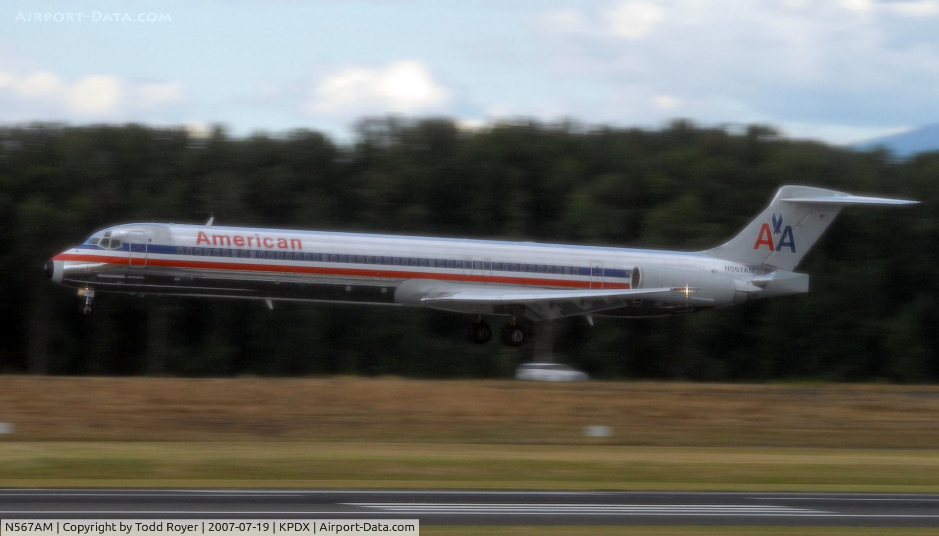 N567AM, 1992 McDonnell Douglas MD-83 (DC-9-83) C/N 53293, Landing 28R at PDX