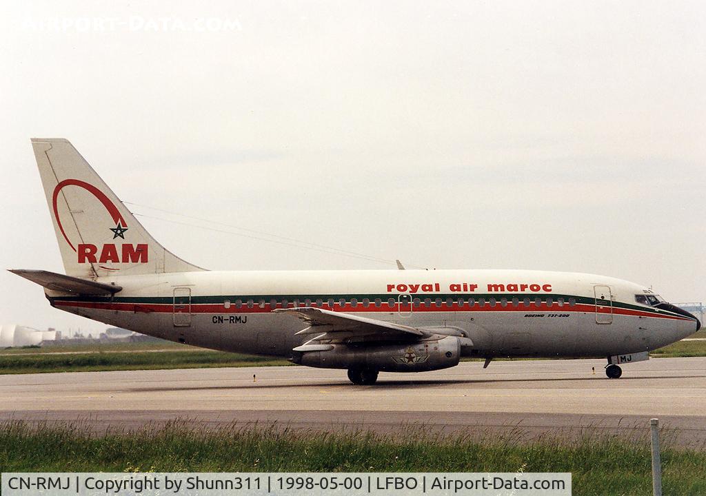 CN-RMJ, 1976 Boeing 737-2B6 C/N 21215, Lining up rwy 15L for departure