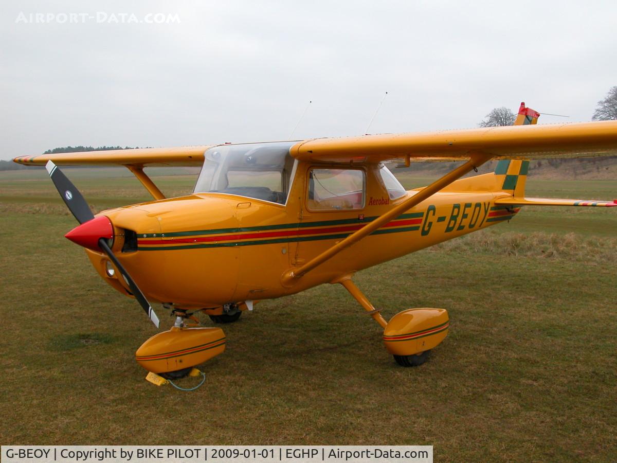 G-BEOY, 1972 Reims FRA150L Aerobat C/N 0150, HARD TO MISS THIS 150 NEW YEARS DAY FLY-IN