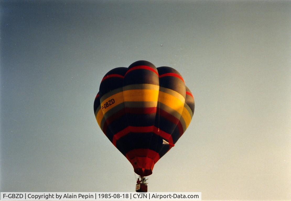 F-GBZD, Cameron Balloons Ltd CAMERON V 77 C/N 504, Festival des Montgolfières, août 1985, St-Jean-sur-Richelieu, Québec