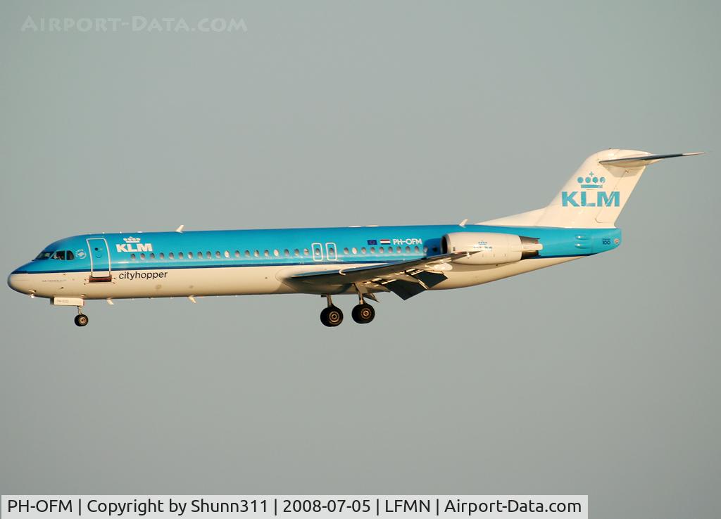 PH-OFM, 1993 Fokker 100 (F-28-0100) C/N 11475, Landing rwy 05R