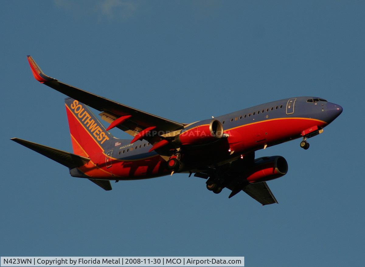 N423WN, 2002 Boeing 737-7H4 C/N 29827, Southwest 737-700