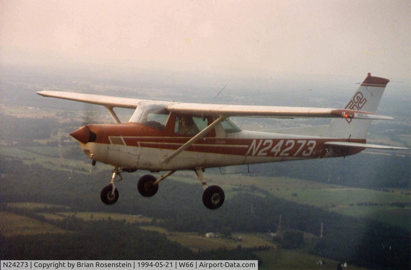 N24273, Flightstar IISC C/N 001, Flying over Virginia, 1994