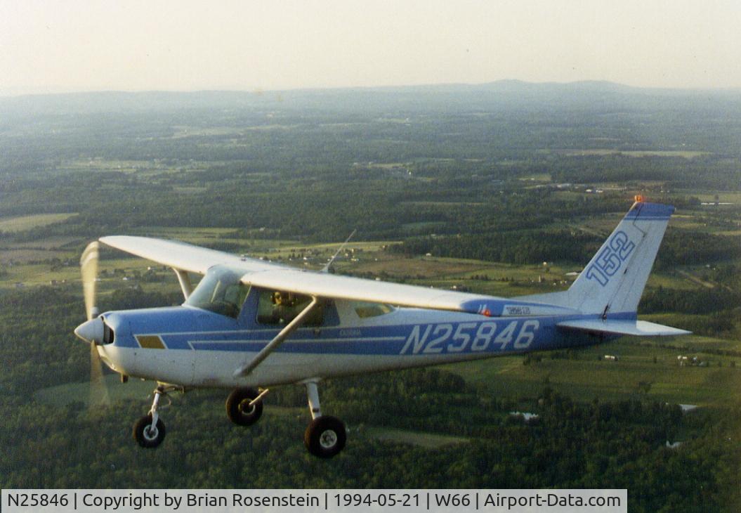 N25846, 1977 Cessna 152 C/N 15280815, Flying over Warrenton Virginia
