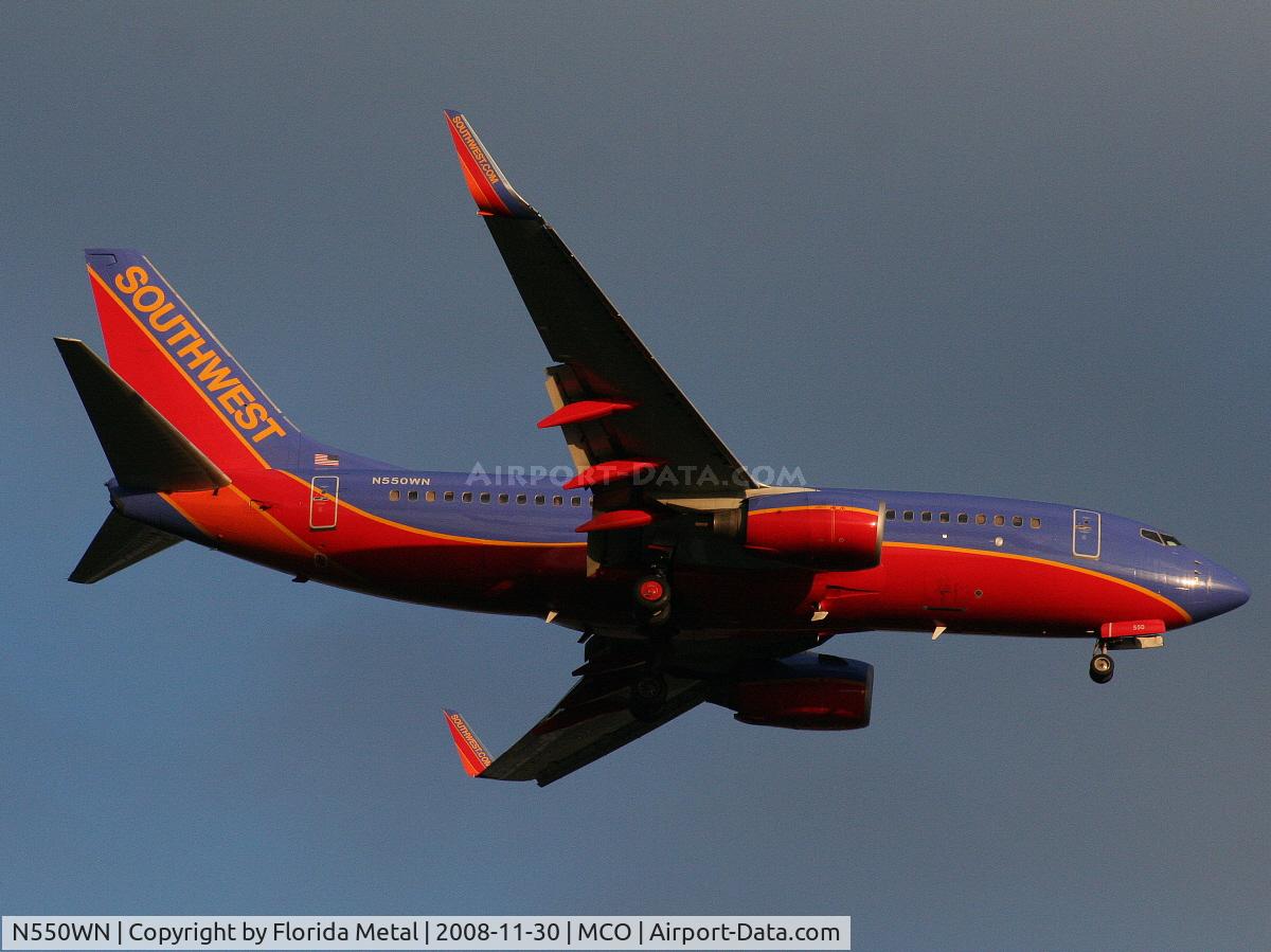 N550WN, 2001 Boeing 737-76Q C/N 30279, Southwest 737-700