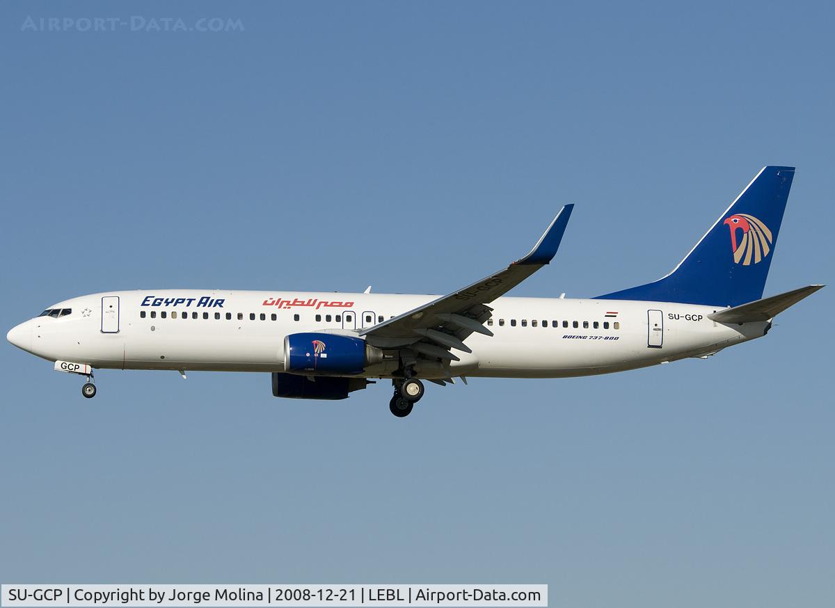 SU-GCP, 2007 Boeing 737-866 C/N 35560, Clear to land RWY 25R.