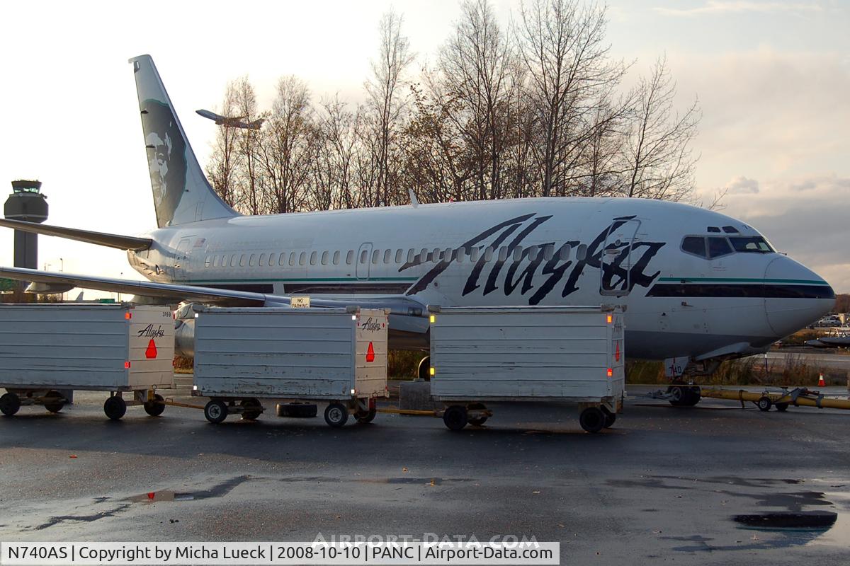 N740AS, 1981 Boeing 737-290C C/N 22578, At Anchorage