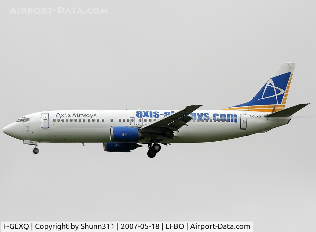 F-GLXQ, 1990 Boeing 737-4Y0 C/N 24688, Landing rwy 32L