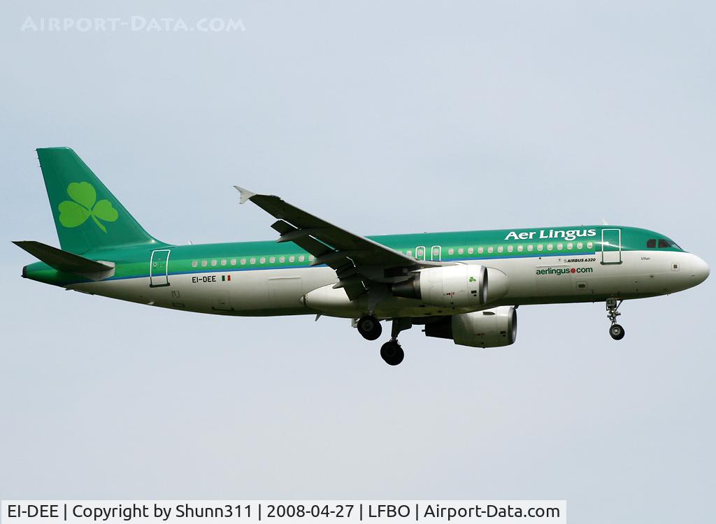 EI-DEE, 2004 Airbus A320-214 C/N 2250, Landing rwy 14R