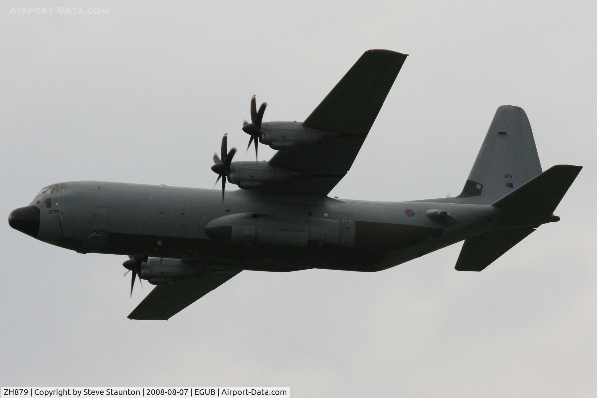 ZH879, 1998 Lockheed Martin C-130J-30 Hercules C.4 C/N 382-5463, RAF Benson Families Day, RAF Benson, Oxfordshire, England - August 2008