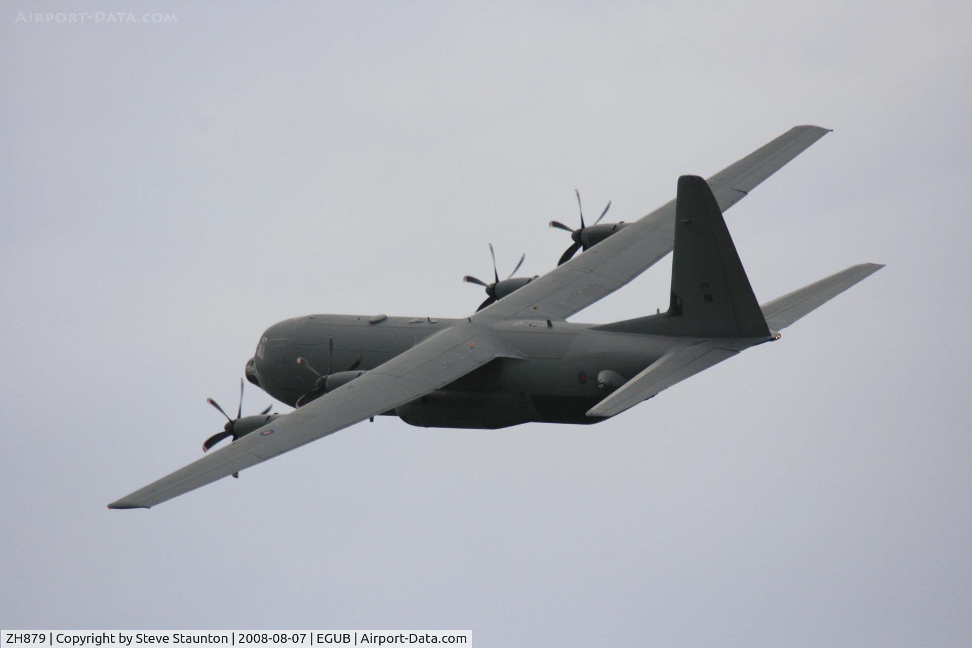 ZH879, 1998 Lockheed Martin C-130J-30 Hercules C.4 C/N 382-5463, RAF Benson Families Day, RAF Benson, Oxfordshire, England - August 2008