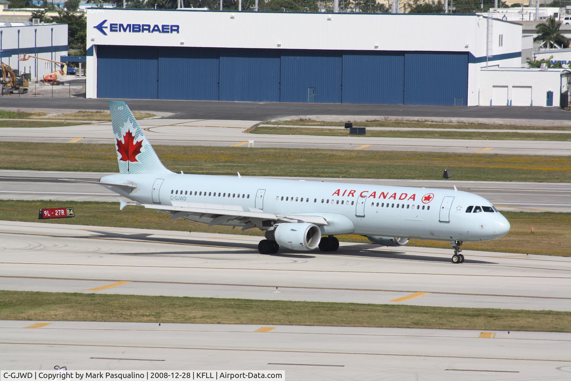 C-GJWD, 2002 Airbus A321-211 C/N 1748, Airbus A321-200