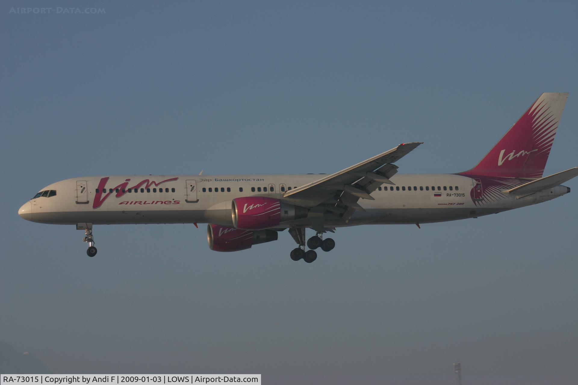RA-73015, 1992 Boeing 757-230 C/N 25901, 757-200