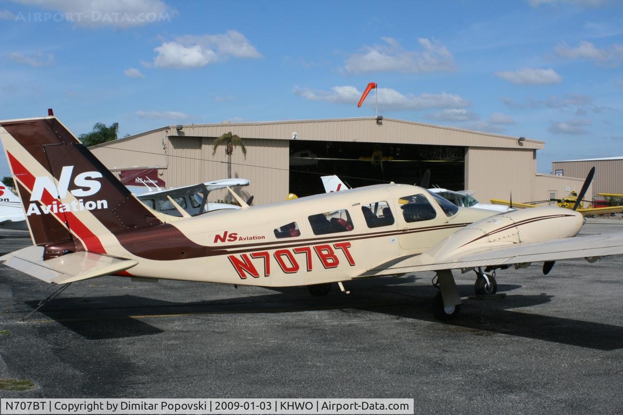 N707BT, 1975 Piper PA-34-200T C/N 34-7570110, Piper Seneca II; NS Aviation