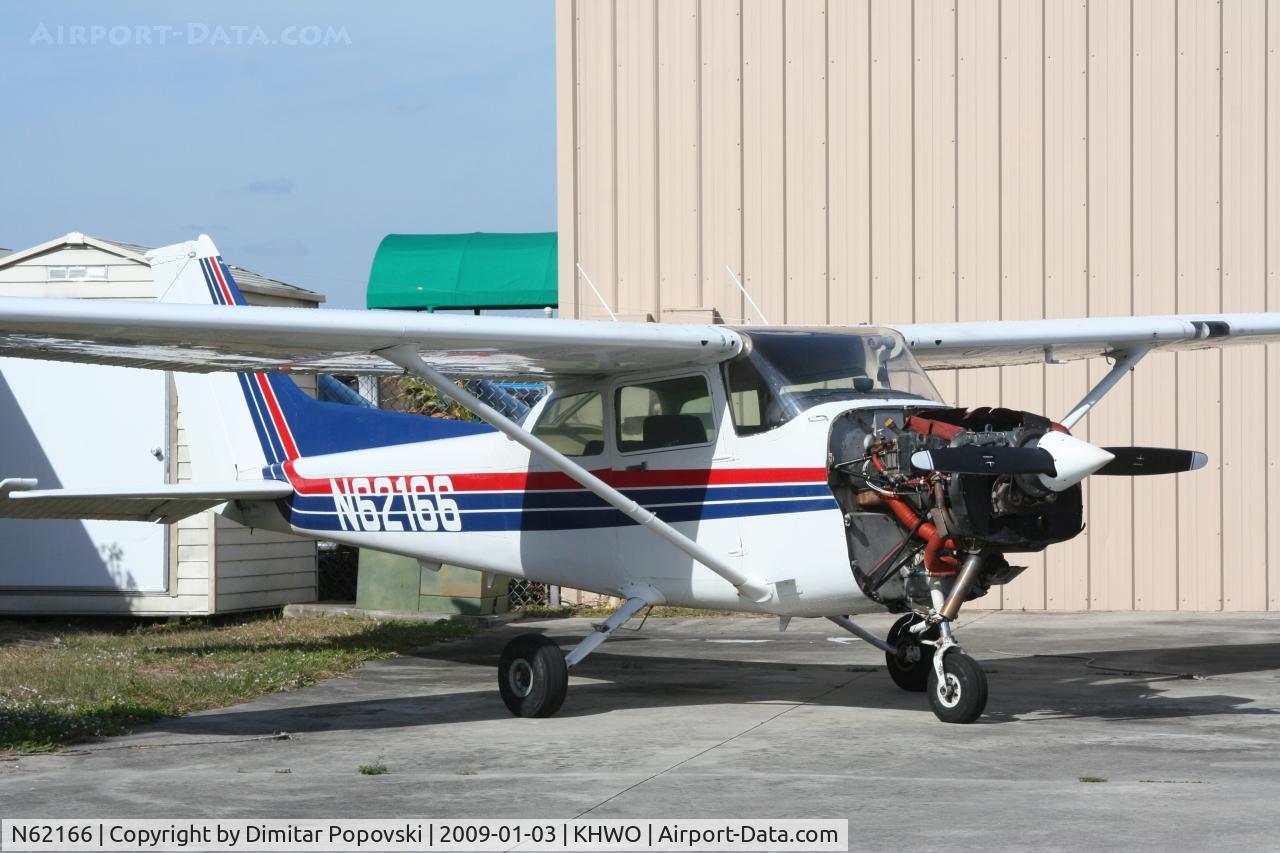 N62166, Cessna 172P C/N 17275224, /
