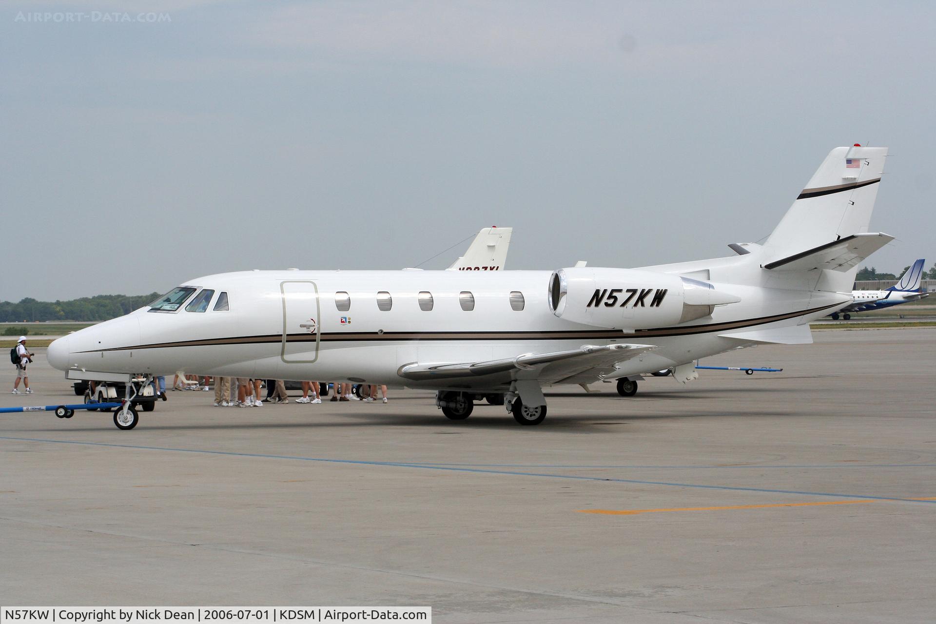 N57KW, 2001 Cessna 560XL C/N 560-5214, KDSM