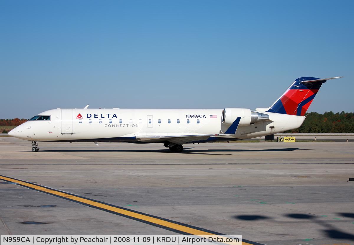 N959CA, 1996 Canadair CRJ-100ER (CL-600-2B19) C/N 7116, Departing new Terminal A for JFK